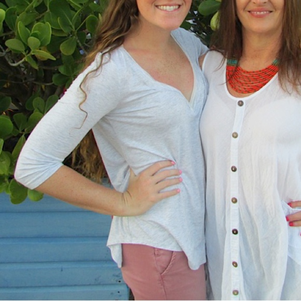 Anthropologie [Bordeaux] Light Grey/Gray Loose V-Neck Top, Medium